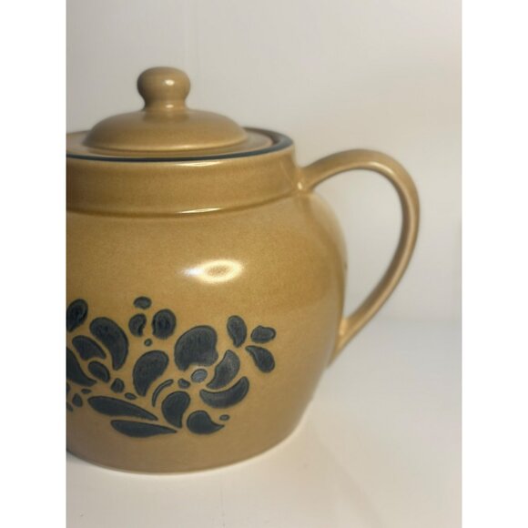VTG Pfaltzgraff Folk Art Handled Jar with Lid 7.75" Stoneware Canister Decor - Picture 3 of 10